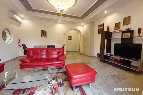 Lovely 2-bed Apartment in Kribi-douala Öne Çıkan Resim