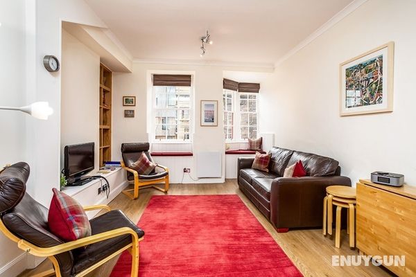 Lovely 2-bed Apartment in Old Town Edinburgh Öne Çıkan Resim