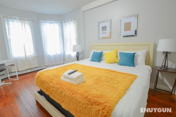 Lovely 3-Bedroom Apt with free parking Öne Çıkan Resim