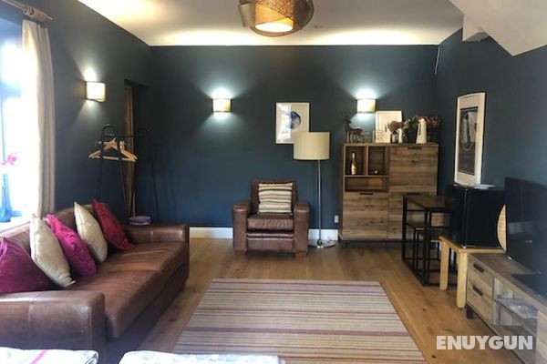 Lovely and Comfortable 1-bed Apartment in Bromley Öne Çıkan Resim