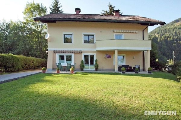 Lovely Apartment in Salzburg Austria With Terrace Öne Çıkan Resim