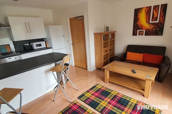 Lovely, Light and Airy 1-bed Flat in Stornoway Öne Çıkan Resim