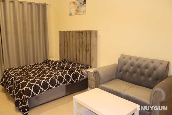 Lovely Studio With Balcony And Free Parking Öne Çıkan Resim