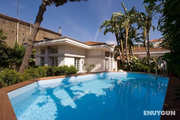 Villa Lux 1 With Private Swimming Pool Parking and Terrace Oda