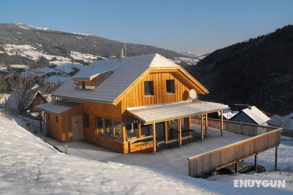 Luxurious Holiday Home in Styria With Terrace Öne Çıkan Resim