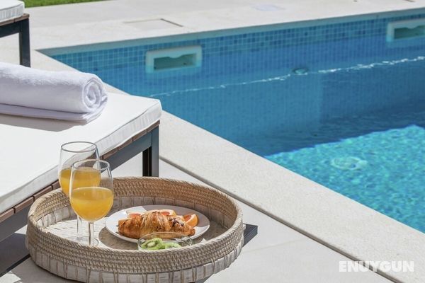 Luxurious Villa in Dalmatia With Private Pool and Garden Öne Çıkan Resim
