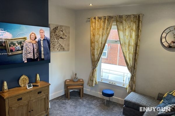 Luxury 2 bed Apartment in Stoke Ontrent Öne Çıkan Resim