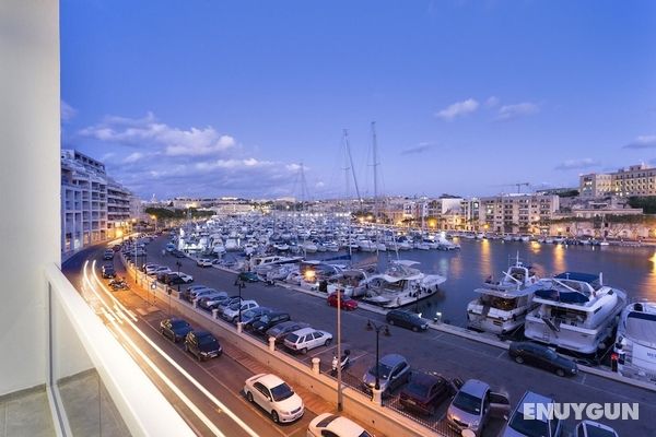 Luxury 3BR Apartment With Marina Views Öne Çıkan Resim