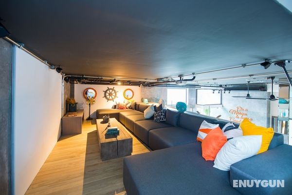 Luxury 5-Bedroom Villa With Games Room in Kata Genel