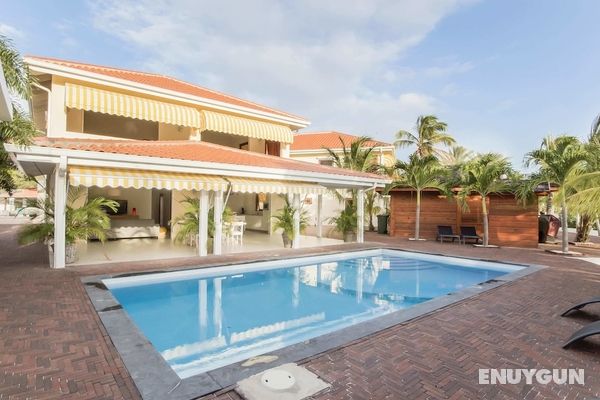 Luxury Apartments Curacao Öne Çıkan Resim