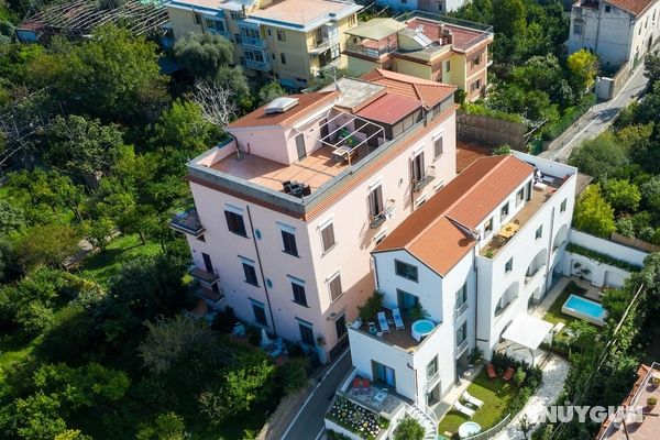 Luxury Villa with Penthouse, Pools and Sea View Öne Çıkan Resim