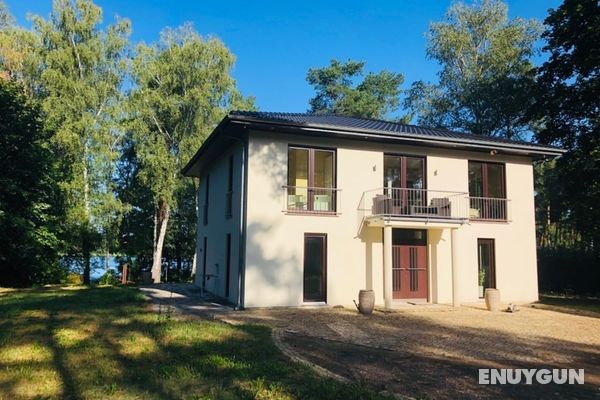 Luxus Ferienhaus am See Öne Çıkan Resim