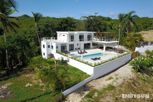 Magnificent new Modern Villa With sea View 5 Bedrooms Öne Çıkan Resim