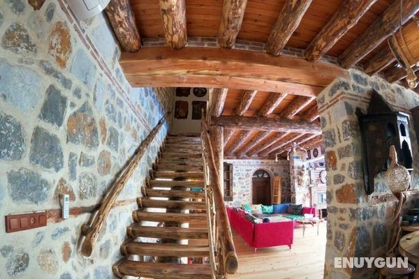 Magnificient Stone House With Private Pool and Jacuzzi in Iznik Bursa Oda
