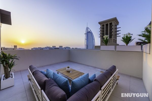 Maison Privee - Exclusive Luxury 3BR Apt with scenic views of Burj Al Arab Öne Çıkan Resim