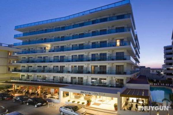 Manousos City Hotel Genel