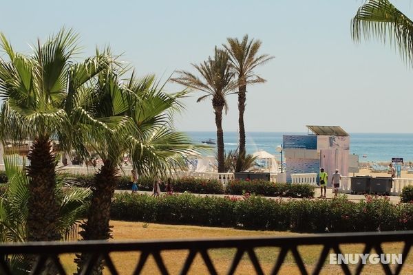 Marina de plage Öne Çıkan Resim