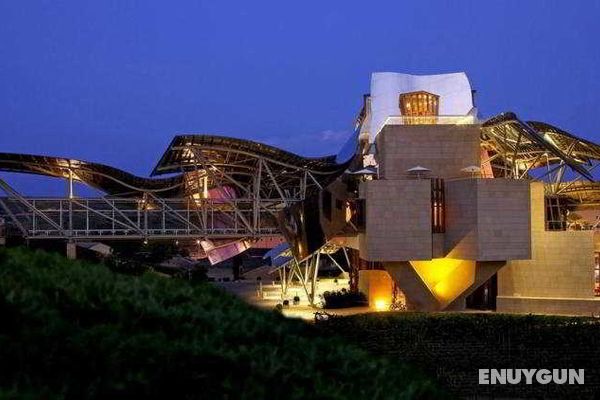 Hotel Marques de Riscal, a Luxury Collection Hotel Genel