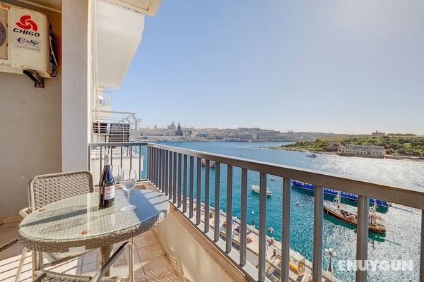 Marvellous Apartment With Valletta and Harbour Views Öne Çıkan Resim