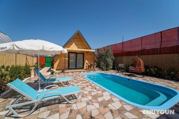 Marvelous Bungalow With Private Pool in Fethiye Öne Çıkan Resim