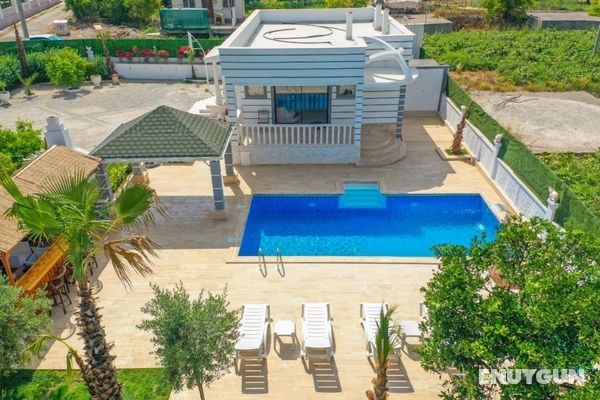 Marvelous Conservative Villa in Muratpasa Öne Çıkan Resim