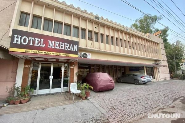 Hotel Mehran Multan Dış Mekan