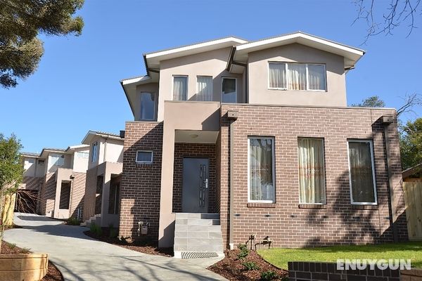 Melbourne Luxury Villa at Doncaster Öne Çıkan Resim