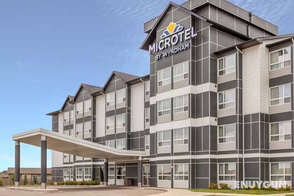 Microtel Inn & Suites By Wyndham Estevan Genel