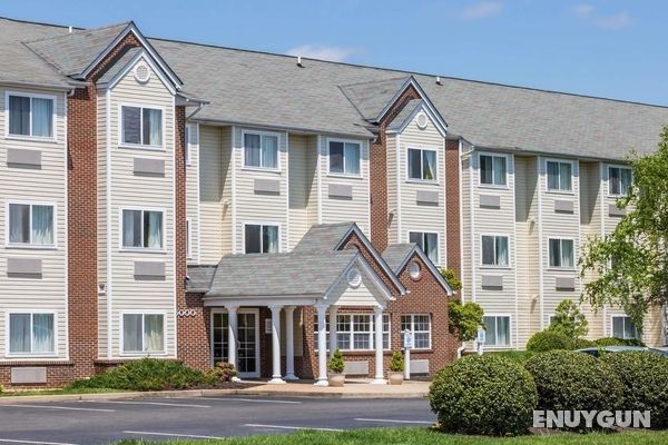 MICROTEL INN & SUITES BY WYNDHAM RICHMOND AIRPORT Genel
