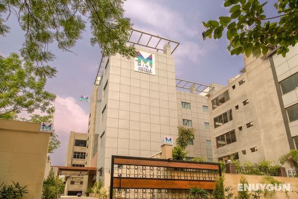 Hotel Mint Select Noida Öne Çıkan Resim
