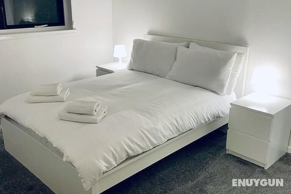 Modern 2 Bedroom Apartment With Free Parking Öne Çıkan Resim