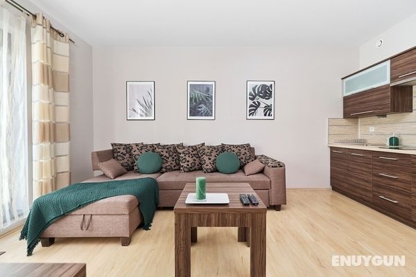 Modern Apartments Krawiecka by Renters Öne Çıkan Resim
