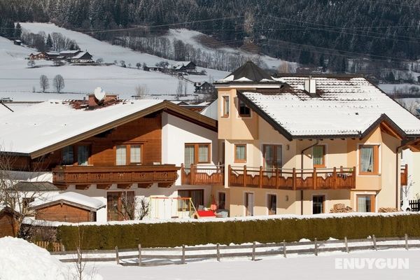 Modern Apartment Near Ski Area in Salzburger Öne Çıkan Resim