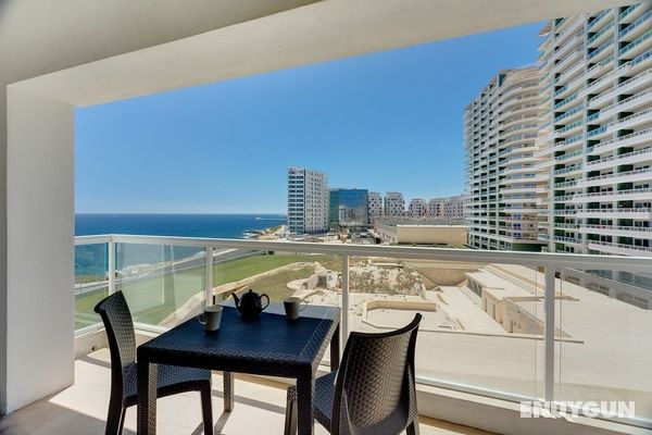 Modern Apartment With Stunning Seaviews Öne Çıkan Resim