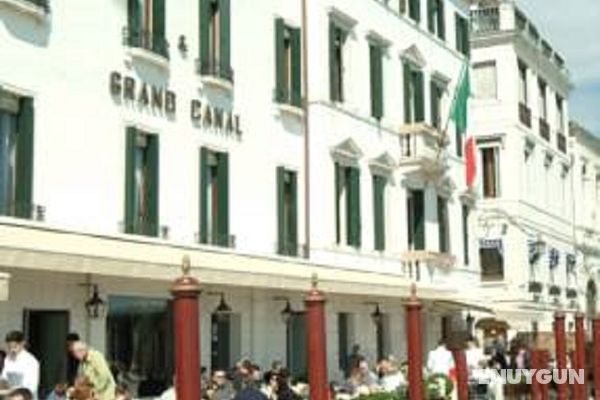 Monaco and Grand Canal Genel