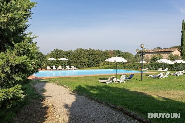 Montignano Trilo With Shared Pool Öne Çıkan Resim