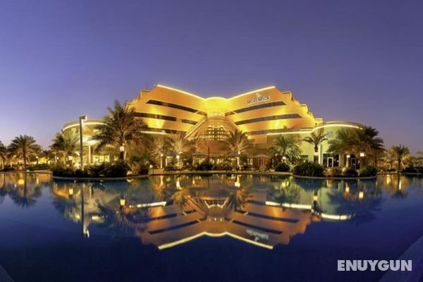 Movenpick Hotel Bahrain Genel
