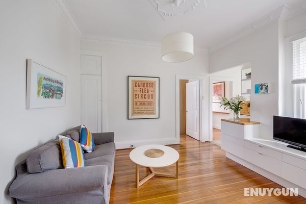 My Sydney Apartment Elizabeth Bay by Kate Öne Çıkan Resim