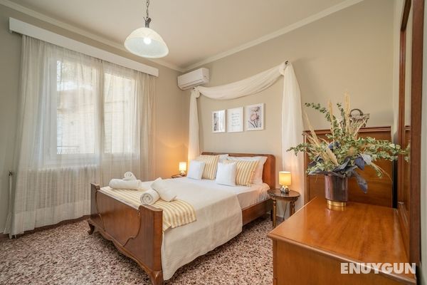 Neat flat in Argostoli seaside Town İç Mekan