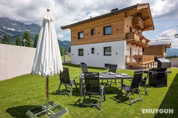 New Holiday Home With a Large Garden Near Ellmau in Tyrol Öne Çıkan Resim