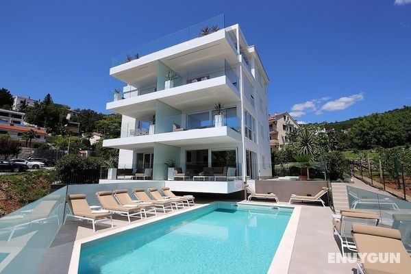 New Apartments with Pool near Beach Öne Çıkan Resim