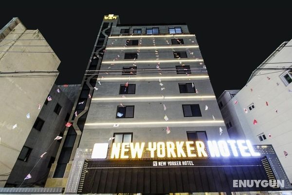 New Yorker Hotel Öne Çıkan Resim