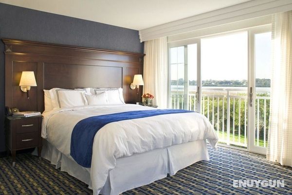 Newport Beach Hotel & Suites Genel