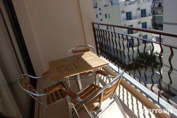 Nikos Hotel and Apartments Öne Çıkan Resim