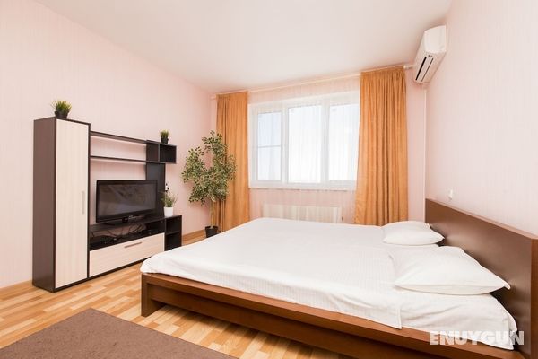 Apartments on Volzhskaya embankment 25 Öne Çıkan Resim