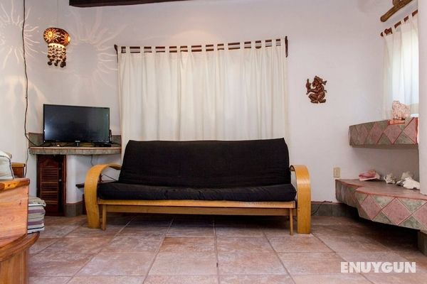 One Bedroom Apt In The Heart Of Playa Only One Block to the Beach Genel