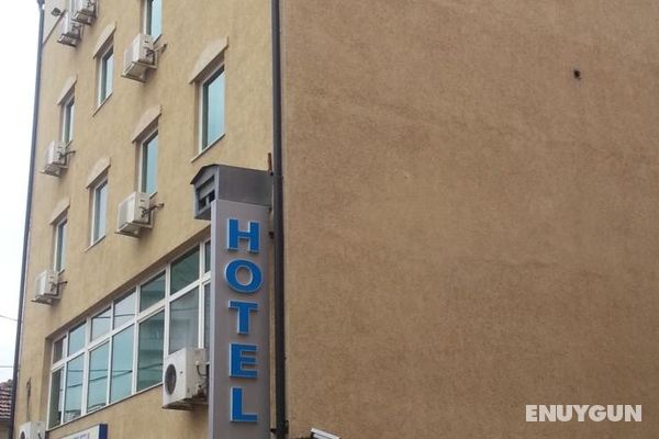 Ora Hotel Pristina Genel