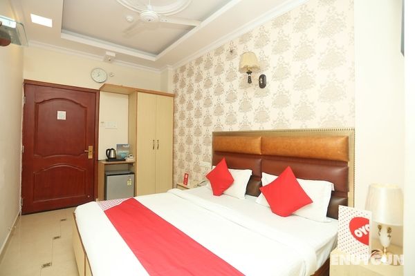 OYO 13355 Grest Hotel Öne Çıkan Resim