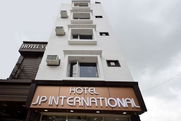 OYO 16629 Hotel Jp International Öne Çıkan Resim