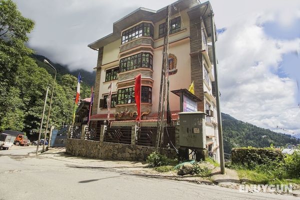 OYO 17078 Saint Hotel Gangtok Öne Çıkan Resim